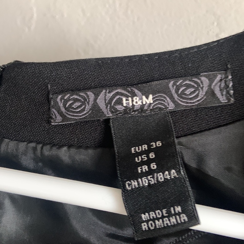H &M black belted dress - Picture 8 of 12